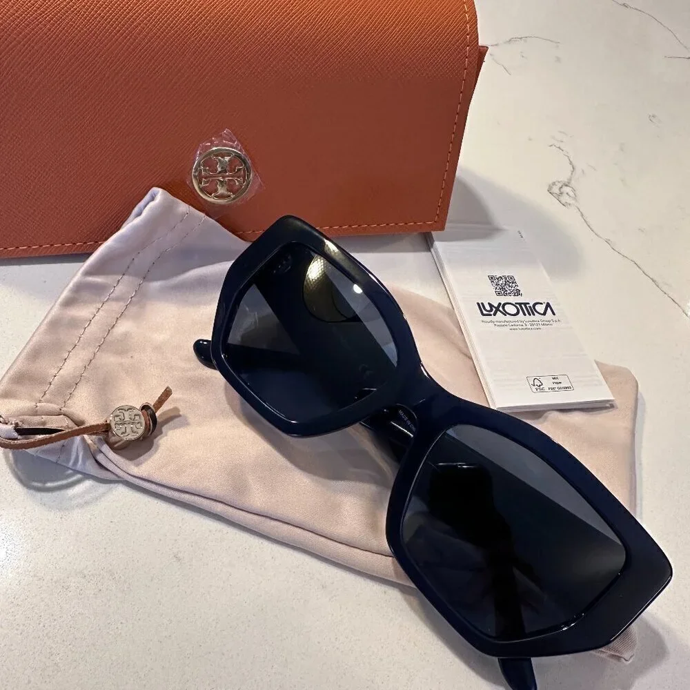 NWT! NEW! Tory Burch Kira Oversized Geometric Sunglasses -Tran Navy /Dark Blue